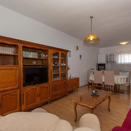 Apartments Tolic Biograd Na Moru Exterior foto