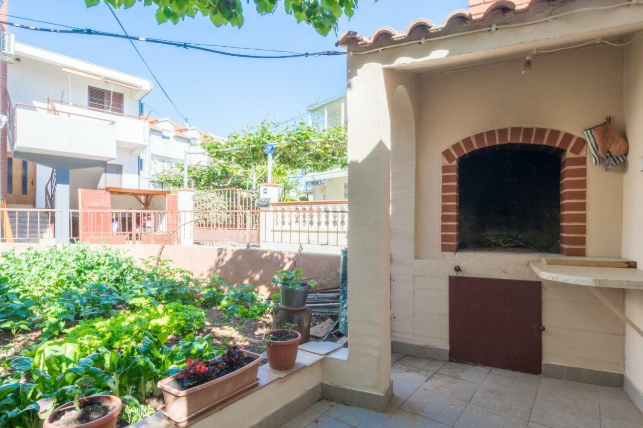 Apartments Tolic Biograd Na Moru Exterior foto